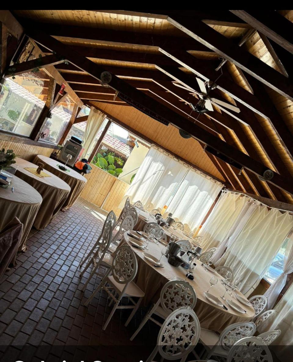 Gigios Sport&Relax Villa Bailesti Екстериор снимка